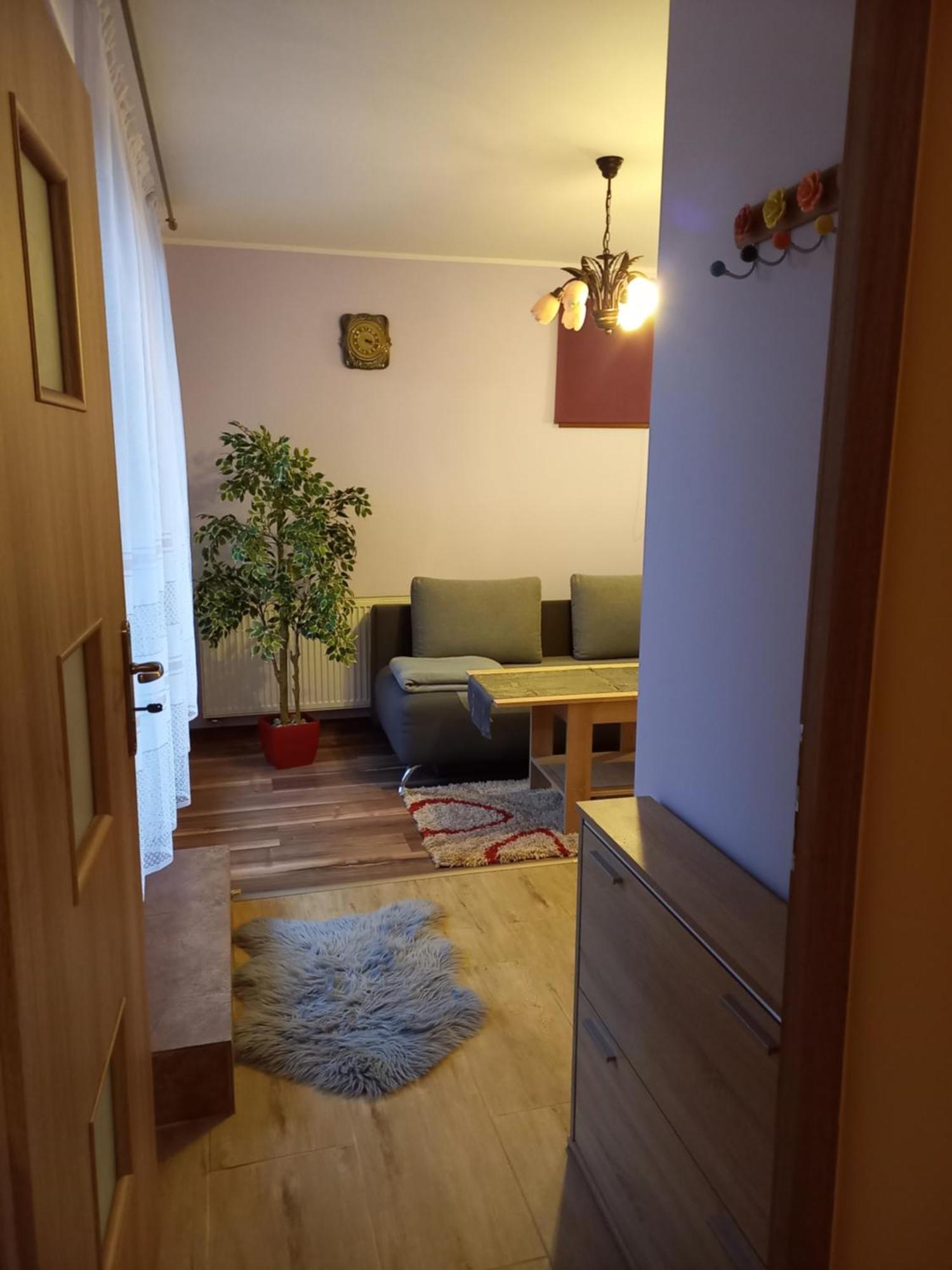 Apartament-Mieszkanie Gniezno-Na Doby ภายนอก รูปภาพ